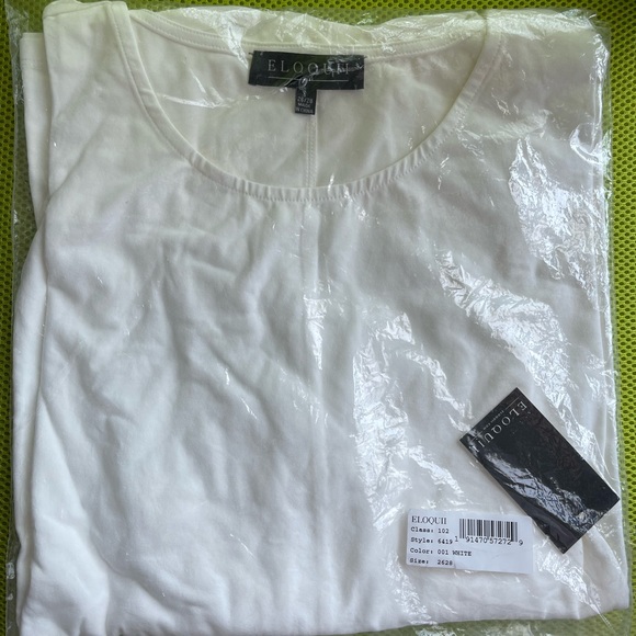 Eloquii Dramatic Puff Sleeve Tee - Picture 4 of 5